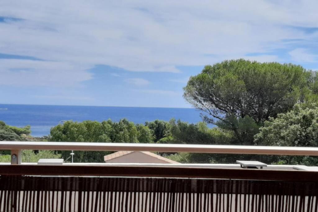 Charmant Appartement Vue Mer A 100M De La Plage. سانت أي جولف المظهر الخارجي الصورة