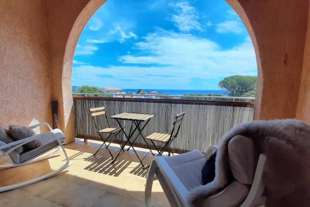 Charmant Appartement Vue Mer A 100M De La Plage. سانت أي جولف المظهر الخارجي الصورة