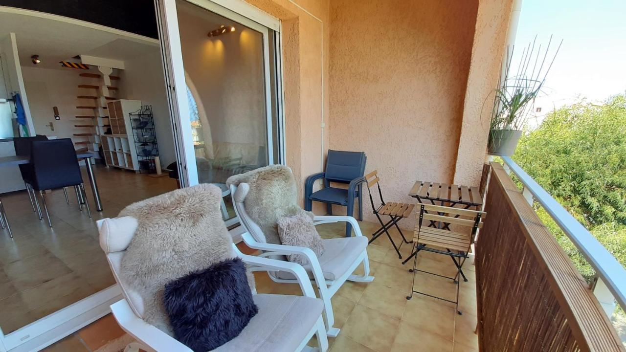 Charmant Appartement Vue Mer A 100M De La Plage. سانت أي جولف المظهر الخارجي الصورة
